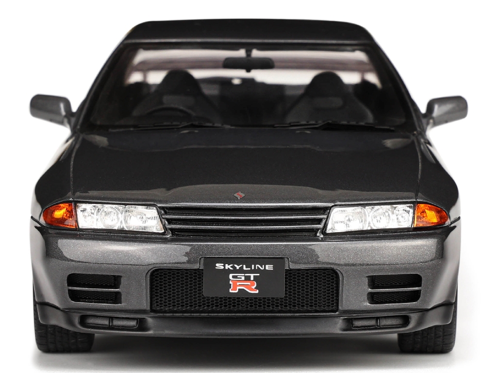 100015 Nissan Skyline GT-R R32 1993