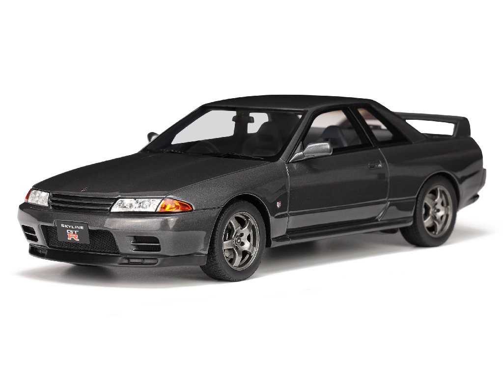 100015 Nissan Skyline GT-R R32 1993