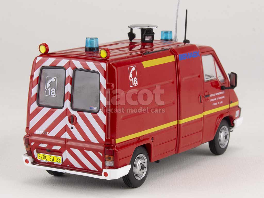 100036 Renault Master T30 Phase II VSR Bemaex Pompiers