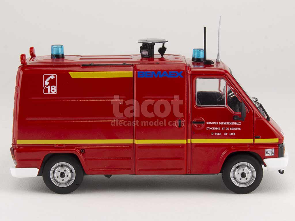 100036 Renault Master T30 Phase II VSR Bemaex Pompiers