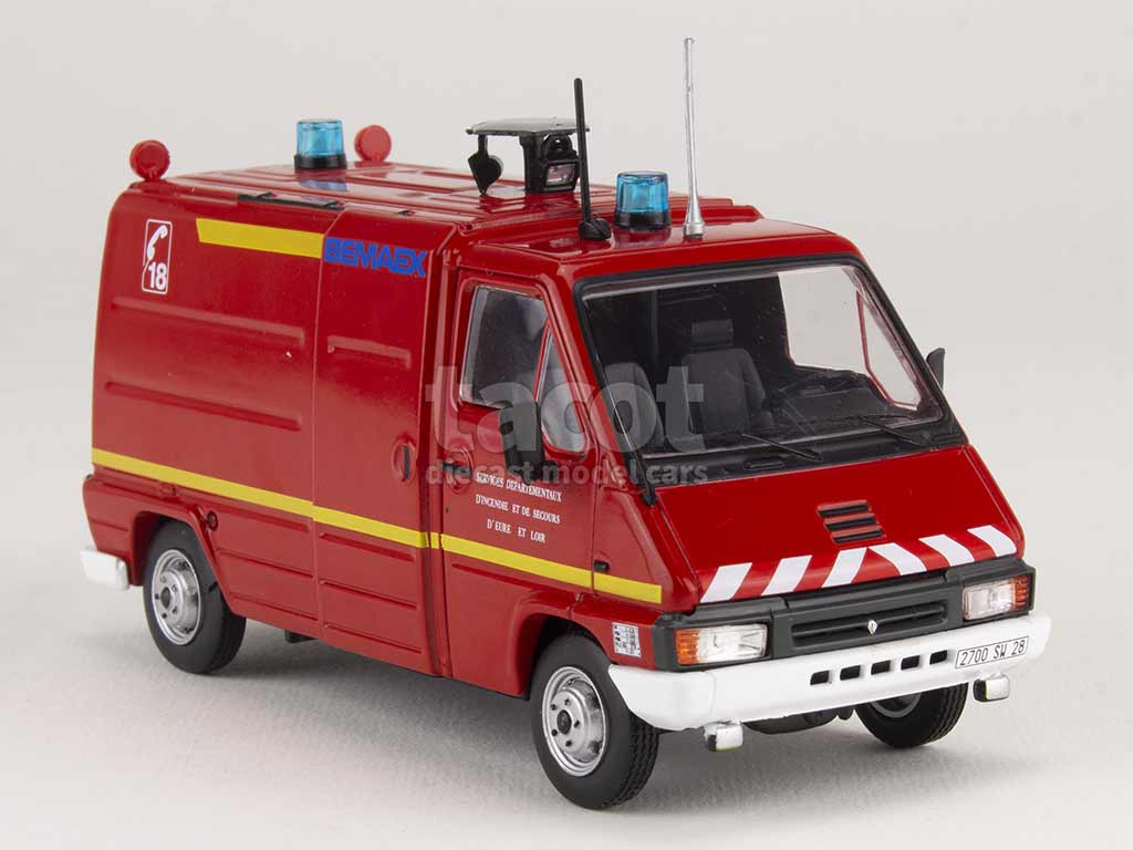 100036 Renault Master T30 Phase II VSR Bemaex Pompiers