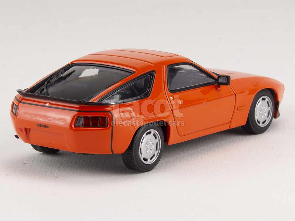 100145 Porsche 928 S 1979