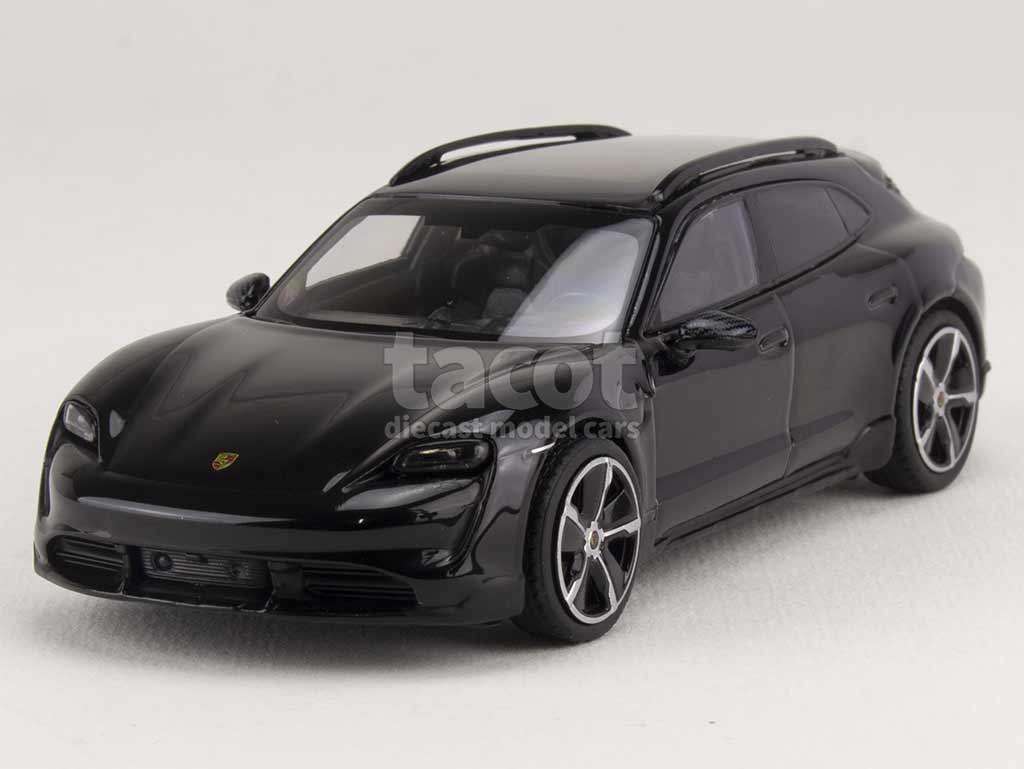 100184 Porsche Taycan Turbo S Cross  Tourismo 2022