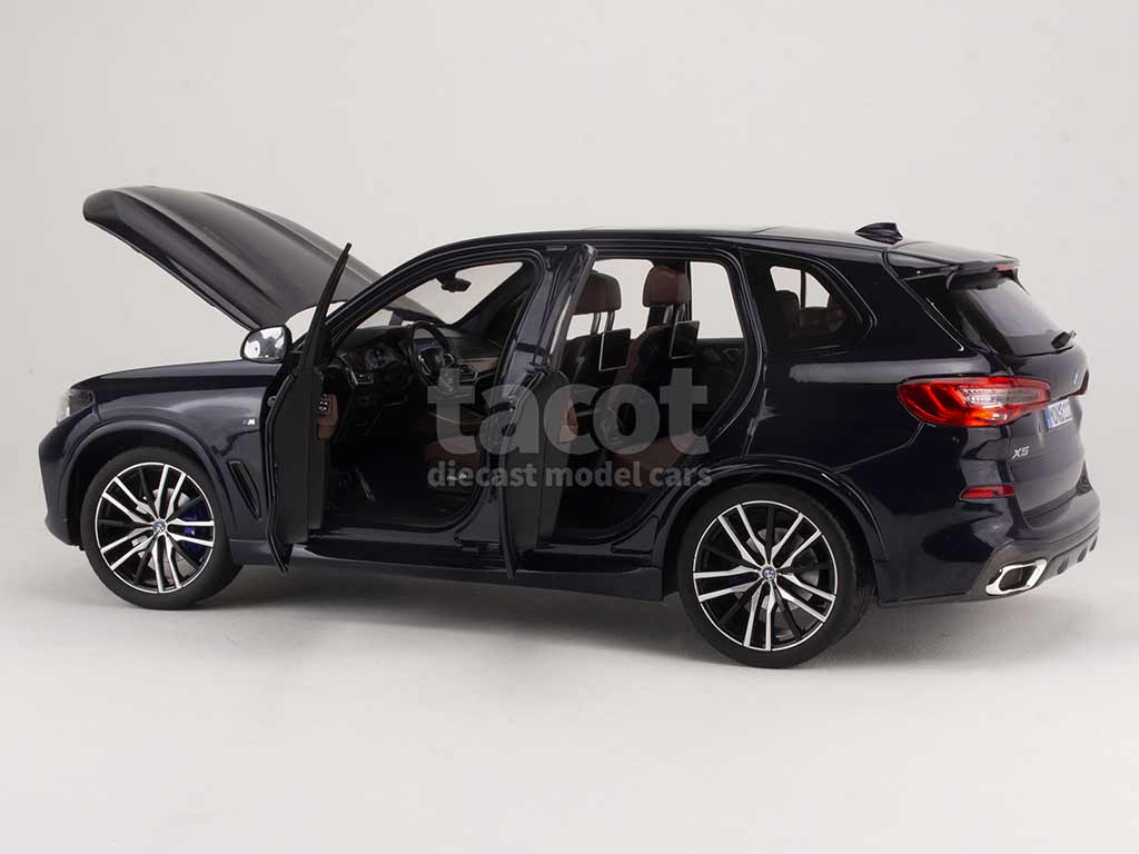 100207 BMW X5M Sport/ G05 2019