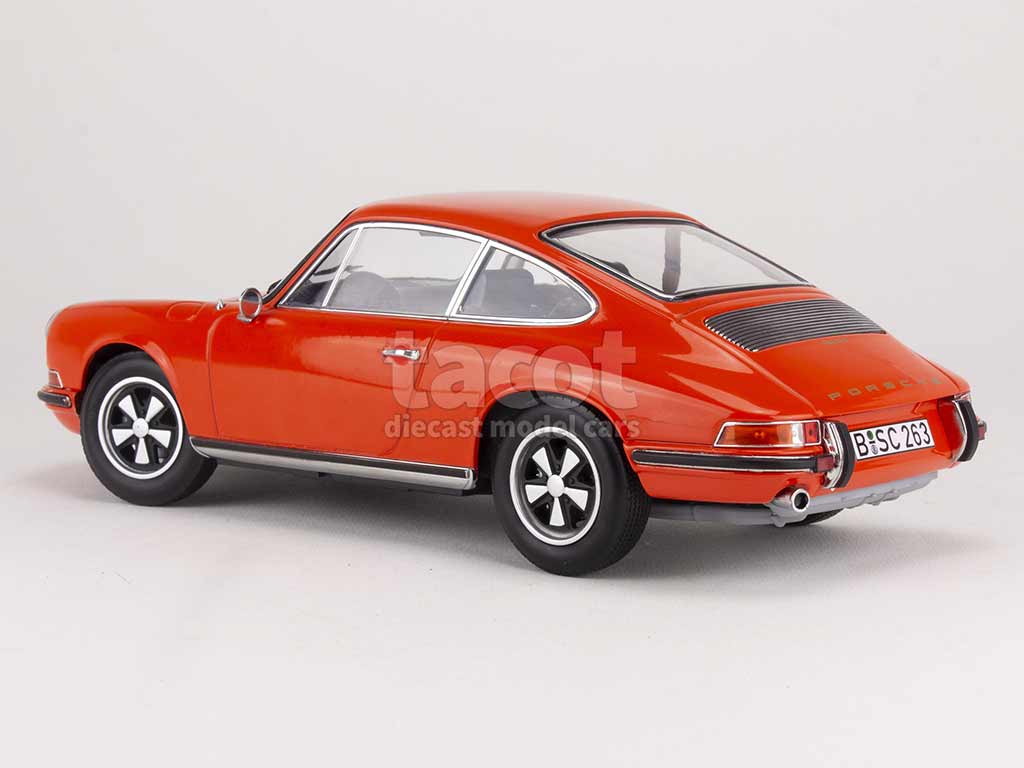 100211 Porsche 911E 1970