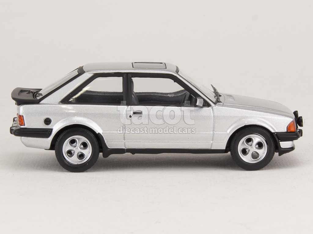 100239 Ford Escort MKIII XR3i 1982