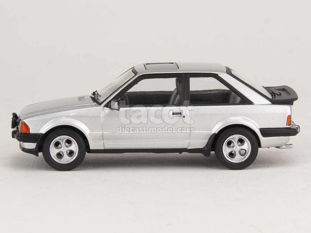 100239 Ford Escort MKIII XR3i 1982