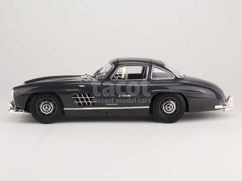 100241 Mercedes 300 SL/ W198 Coupé 1955