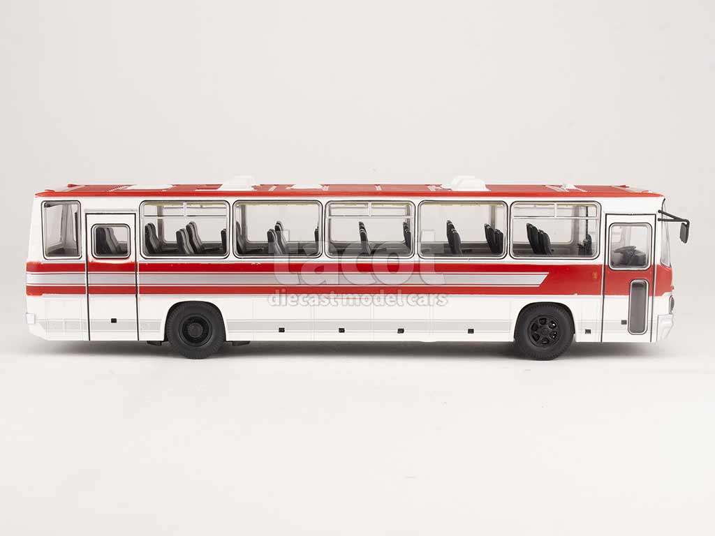 100322 Ikarus 250.59 Autobus
