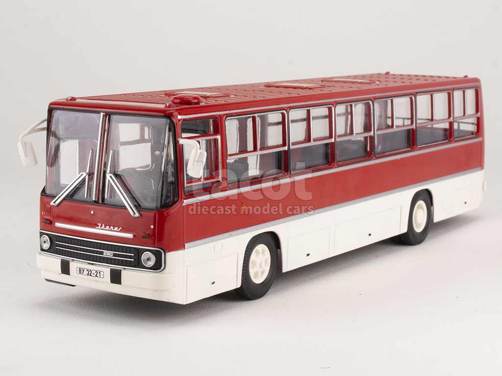 100325 Ikarus 260.60 Autobus