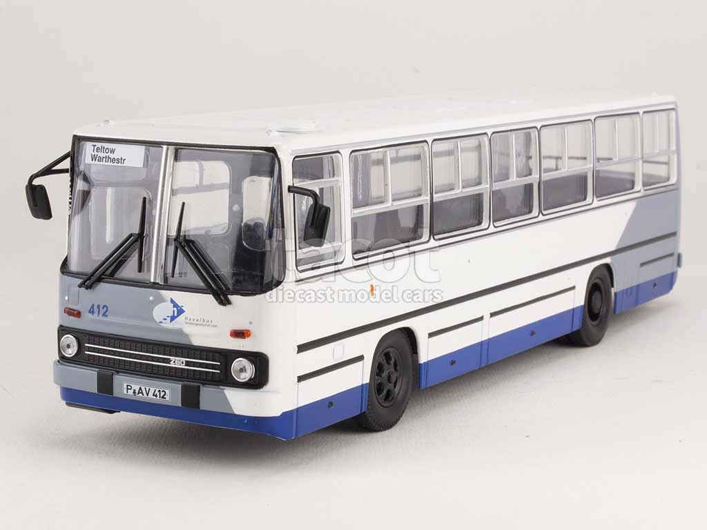 100326 Ikarus 260 Autobus
