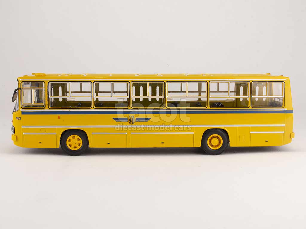 100327 Ikarus 260 Autobus