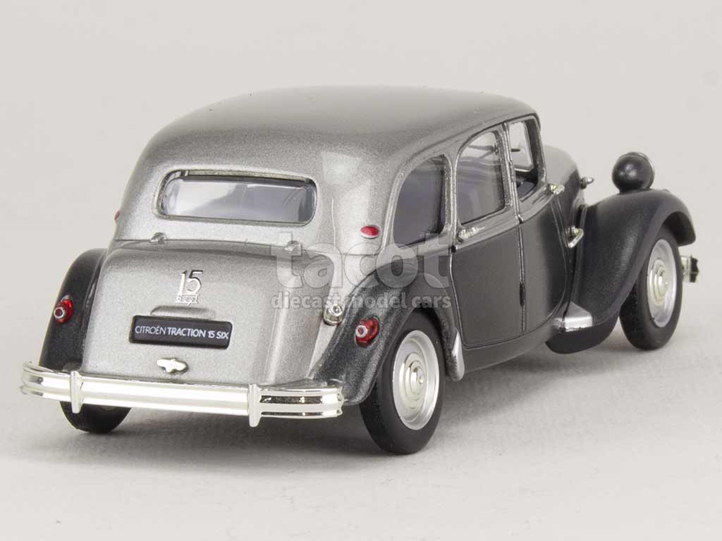 100330 Citroën Traction 15 Six Familiale 1954