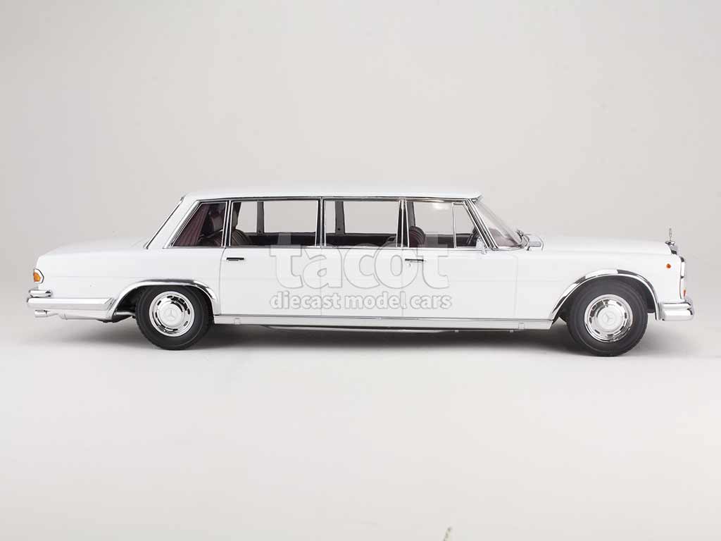 Modellino Mercedes-Benz 600 LWB W100 Pullman 1:18 &ndash; KK-Scale 181133 &ndash; Bianco, Resina