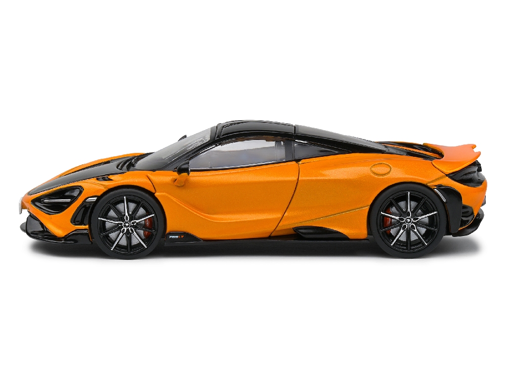 100375 McLaren 765 LT 2020