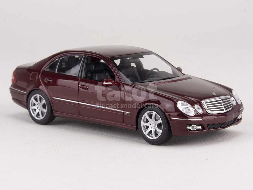 100377 Mercedes E Class/ W211 2006