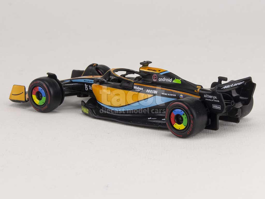 McLaren 2022 MCL36 No.4 Lando Norris Modello 1:43 con figura McLaren 2022 MCL36 No.4 Lando Norris Modello 1:43 con figura