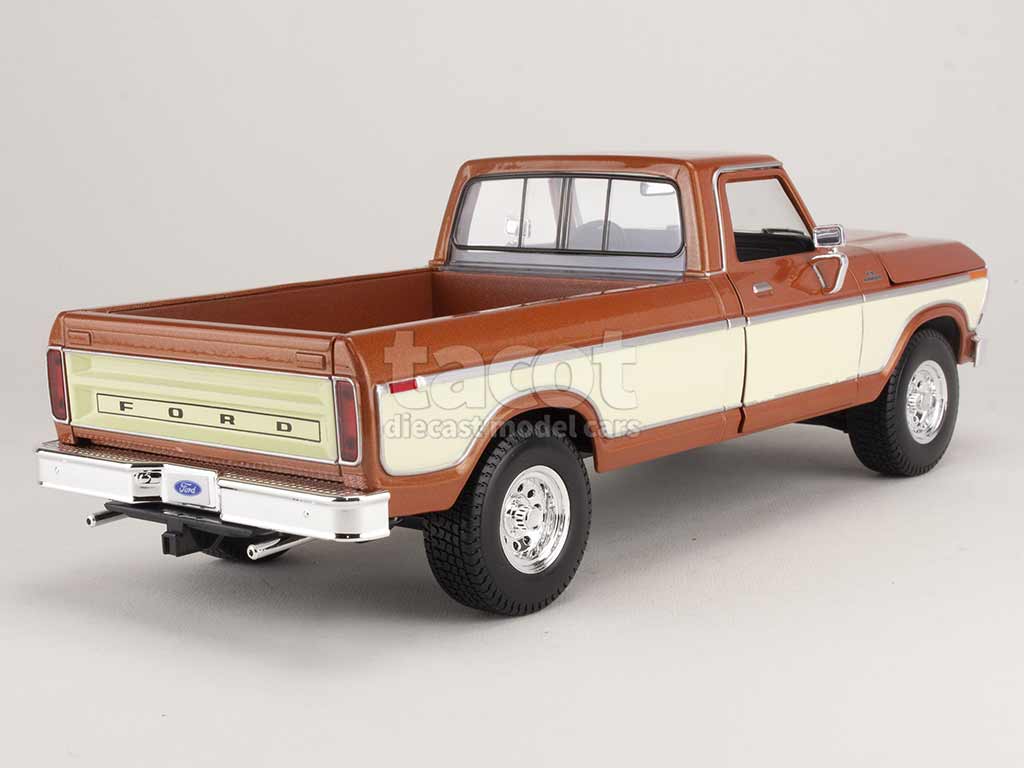 Ford F-150 XLT 1997 Rouge 1/18 – ERTL American Muscle 7858, Collection