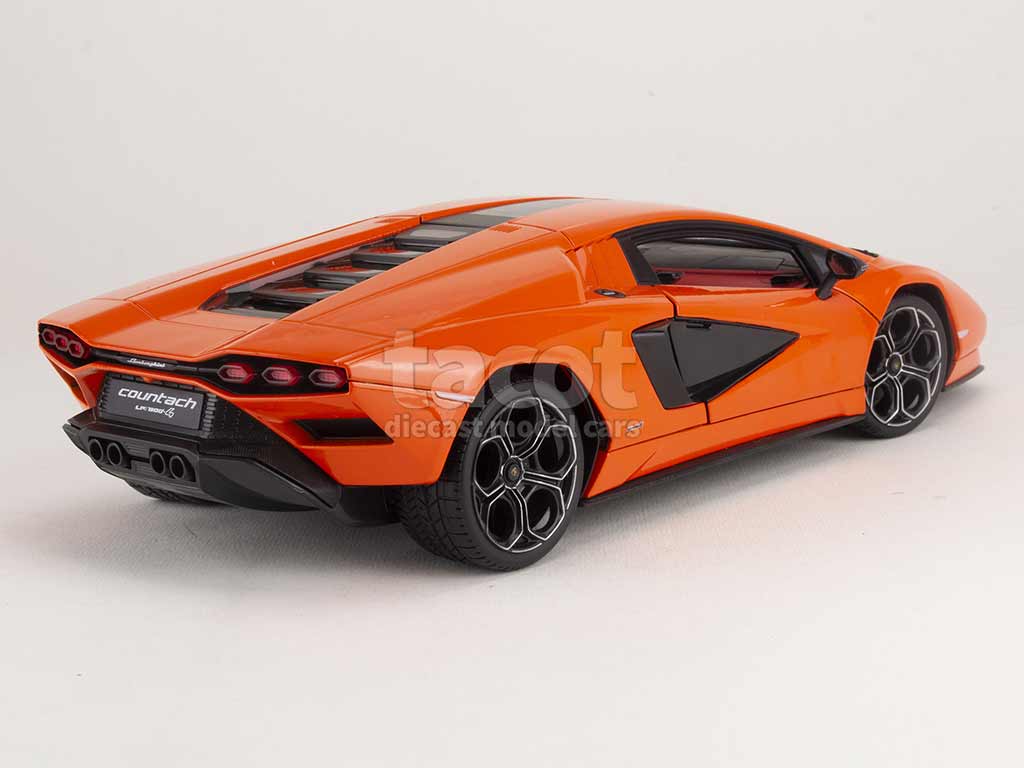 100422 Lamborghini Countach LPI 800-4 2021