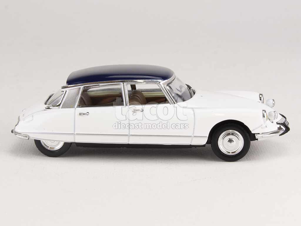 100496 Citroën DS21 Pallas 1967