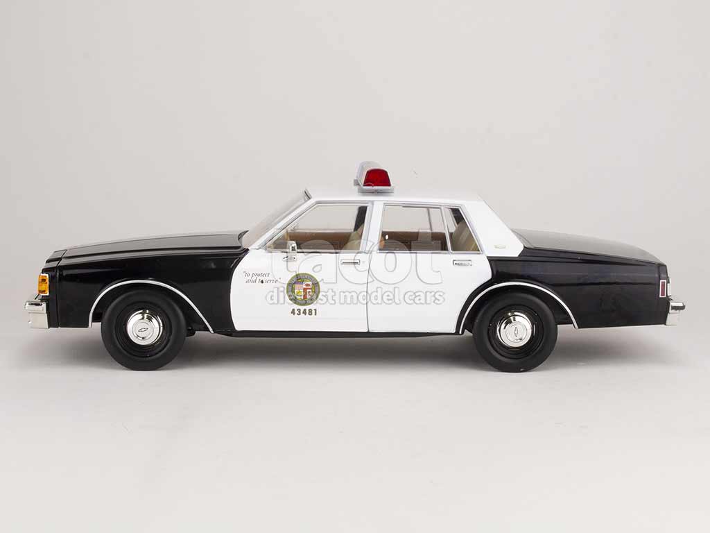 100524 Chevrolet Caprice Police 1986