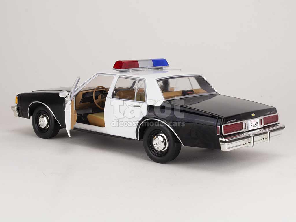 100524 Chevrolet Caprice Police 1986