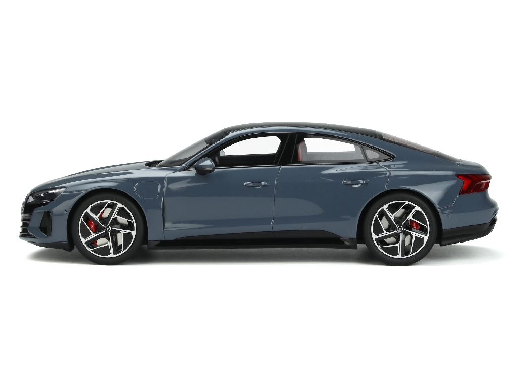 100566 Audi RS e-tron GT 2021