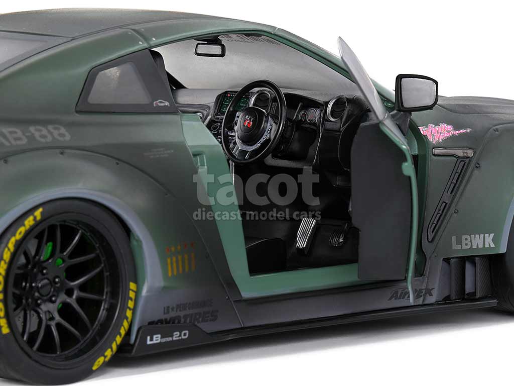 100626 Nissan GTR R35 LB Works Body Kit Type 2 2022