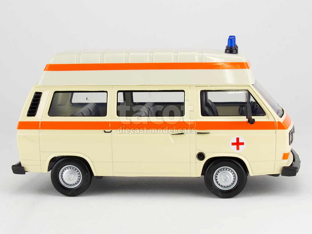 100661 Volkswagen Combi T3 Surélevé Ambulance
