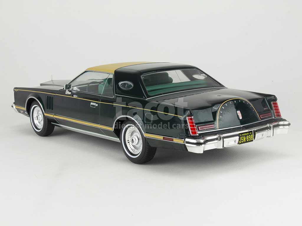 100707 Lincoln Continental Mark V 1977