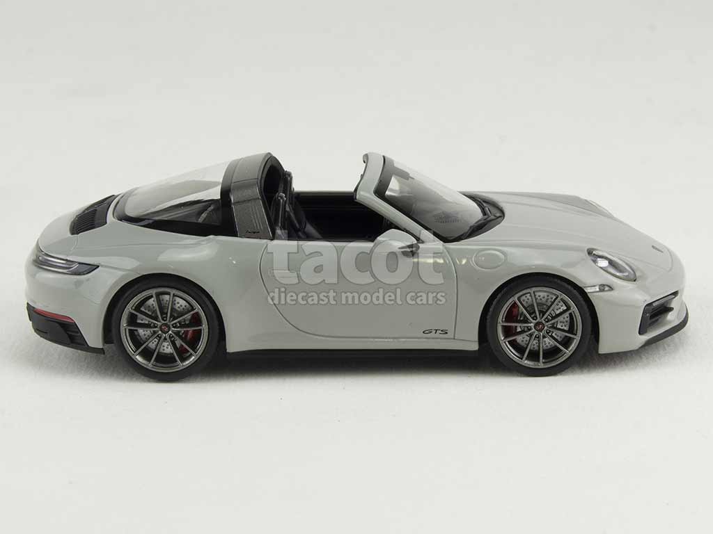 100719 Porsche 911 Targa 4 GTS 2021