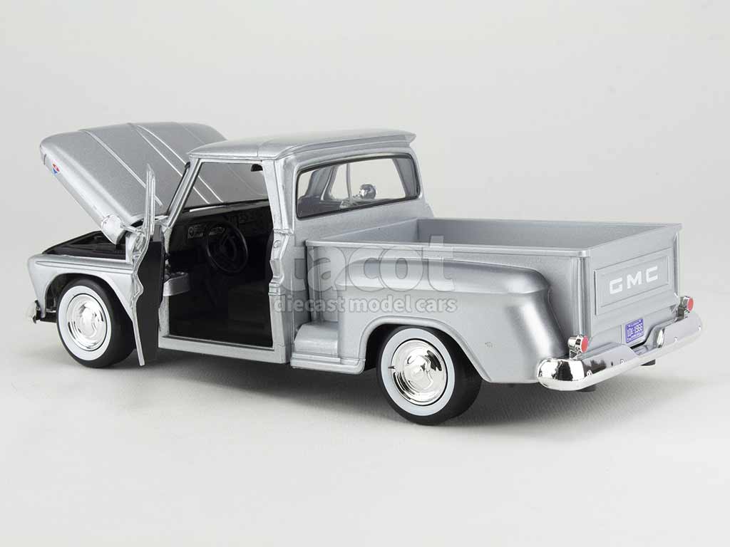 100738 Chevrolet C10 Fleetside Pick-Up 1966