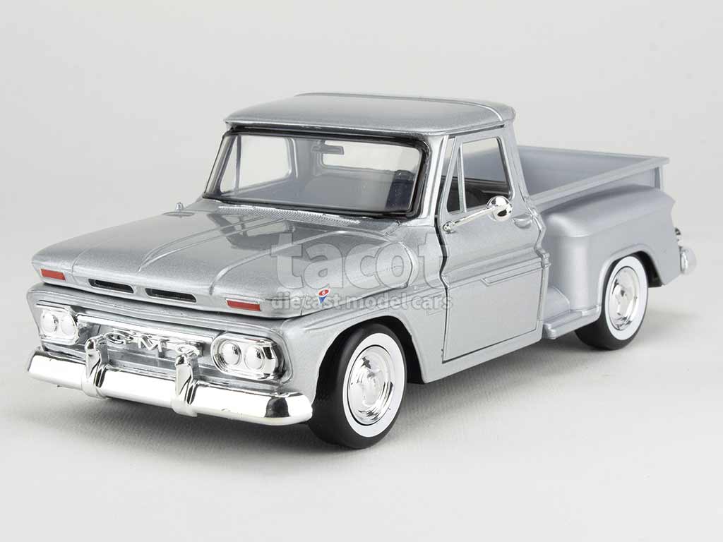 100738 Chevrolet C10 Fleetside Pick-Up 1966