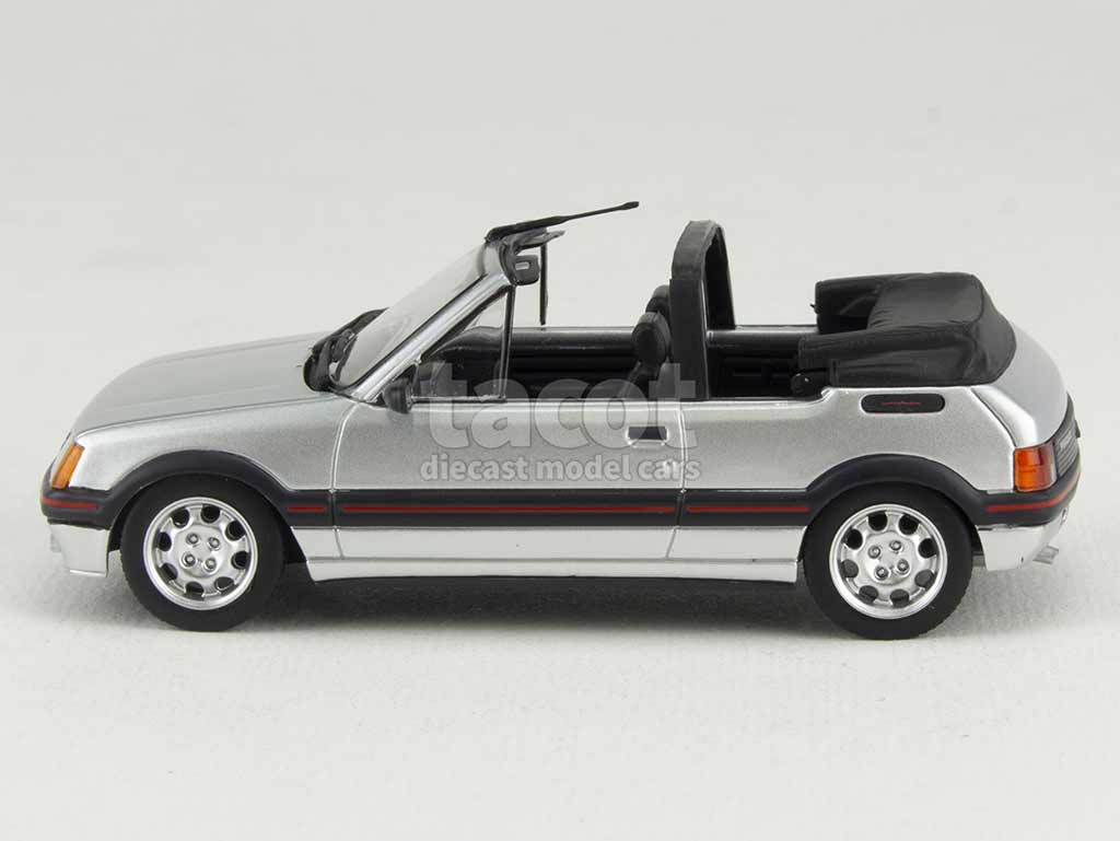 100748 Peugeot 205 CTi 1990