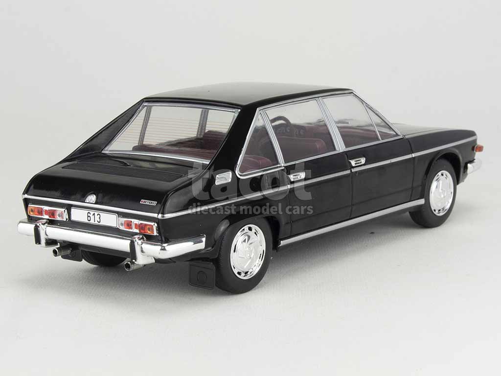 Maquette Tatra 613 1973 - Noire - 1/24 Whitebox - Neuve Sous Blister