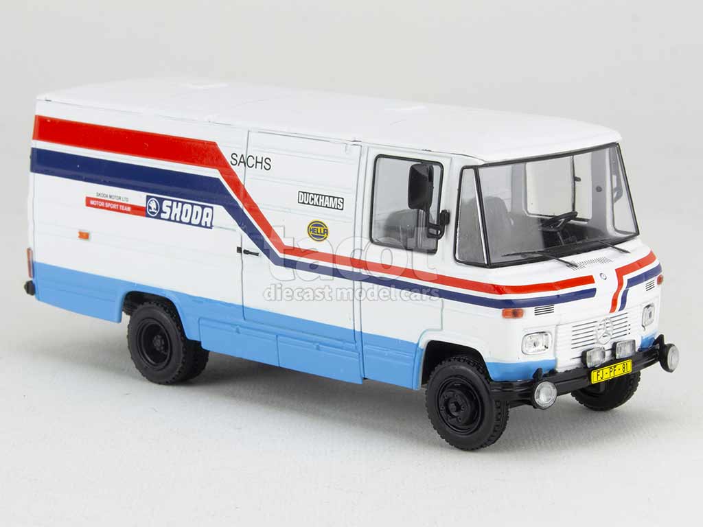 100840 Mercedes 508D Assistance Skoda Rally