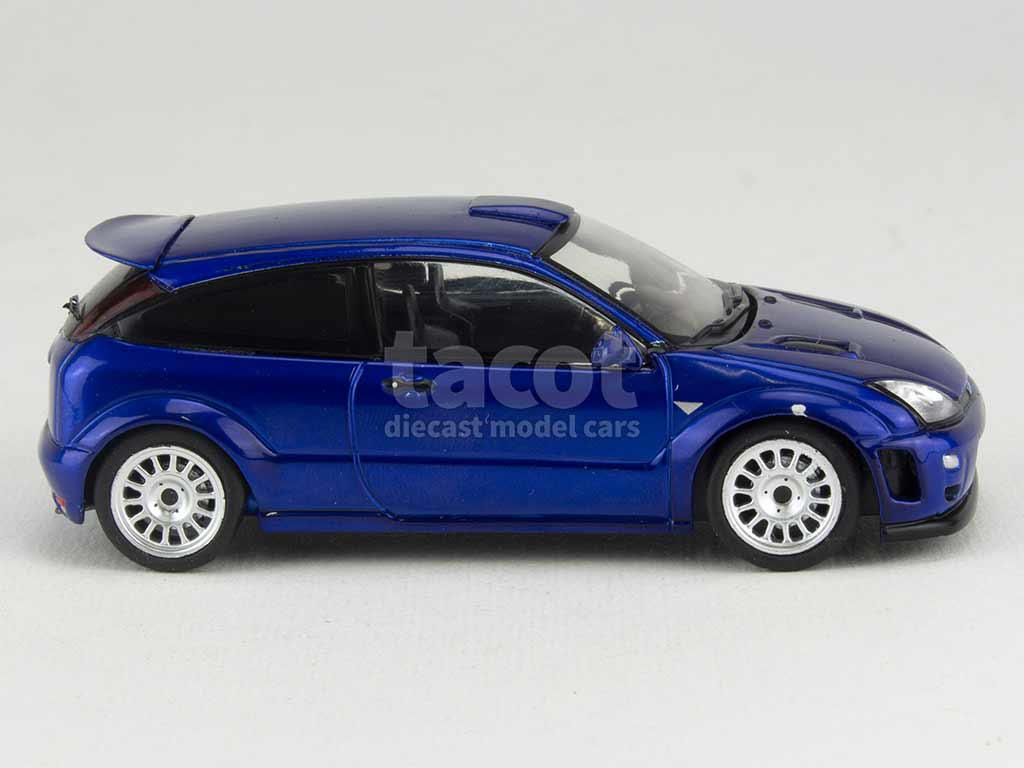 100844 Ford Focus Custom 1999