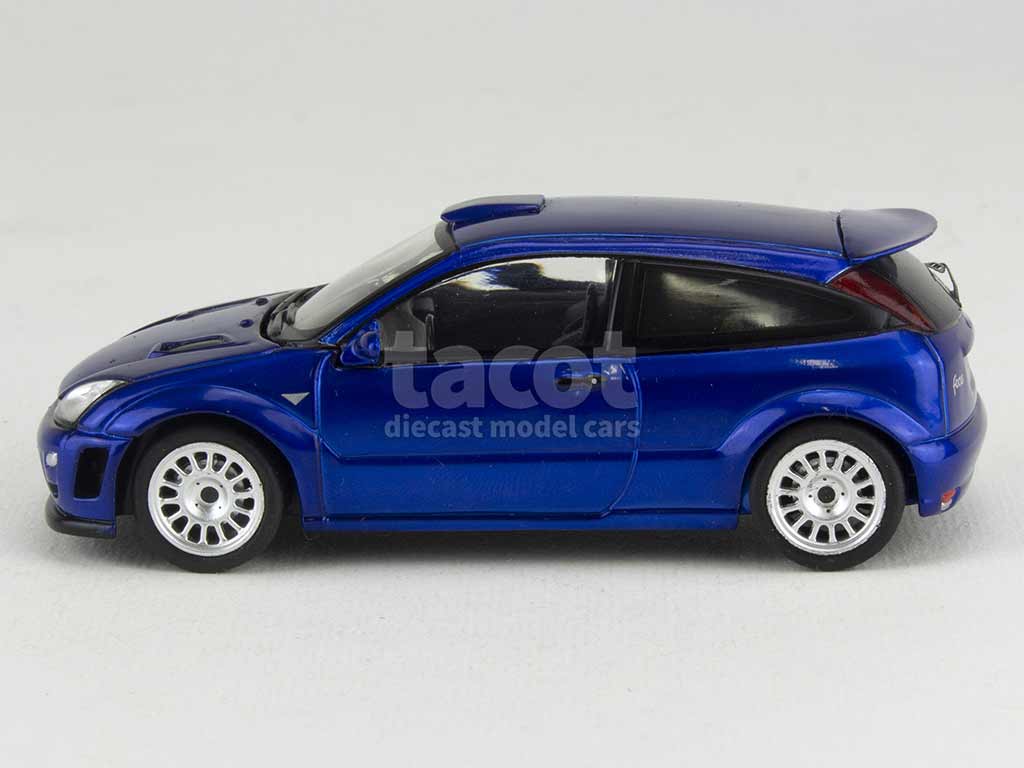 100844 Ford Focus Custom 1999