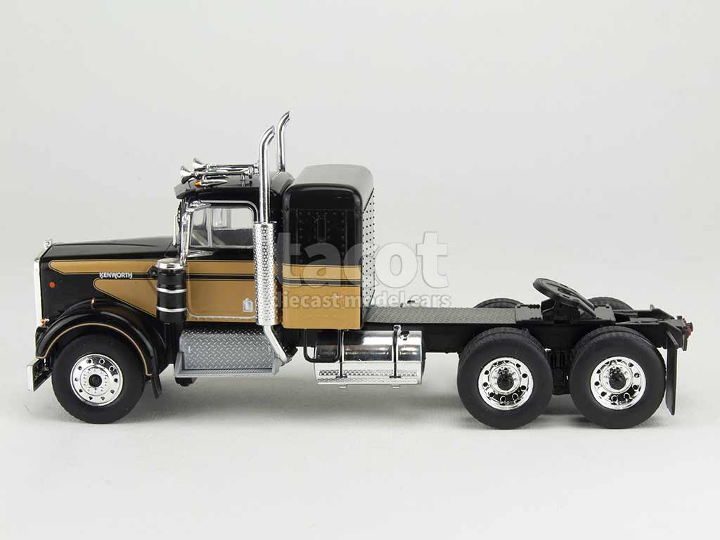 ミニカー IXO 1/43 - MANS 1976 KENWORTH W900 ミニカー IXO 1/43