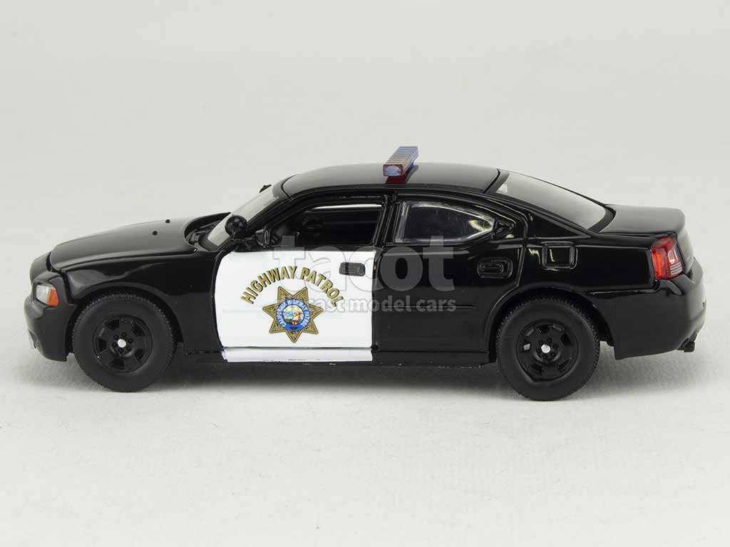 100882 Dodge Charger Police Rookie 2006