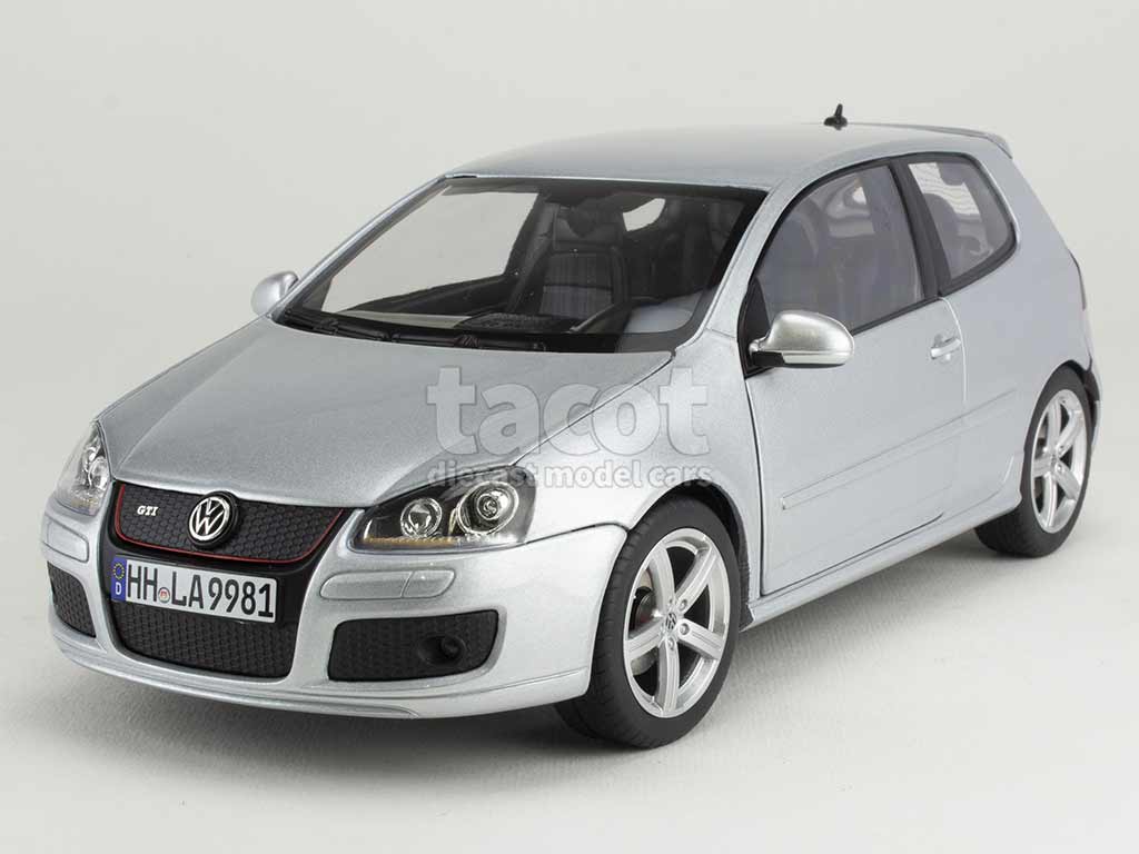 100940 Volkswagen Golf V GTi Pirelli 3 Doors 2007