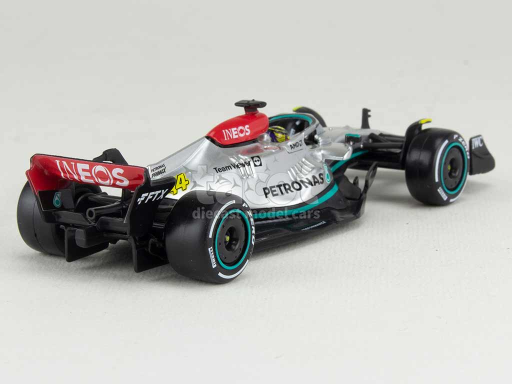 Miniature Burago 1/43 F1 Mercedes AMG W13 E Performance - N°18-38066, Pilote G. Russell