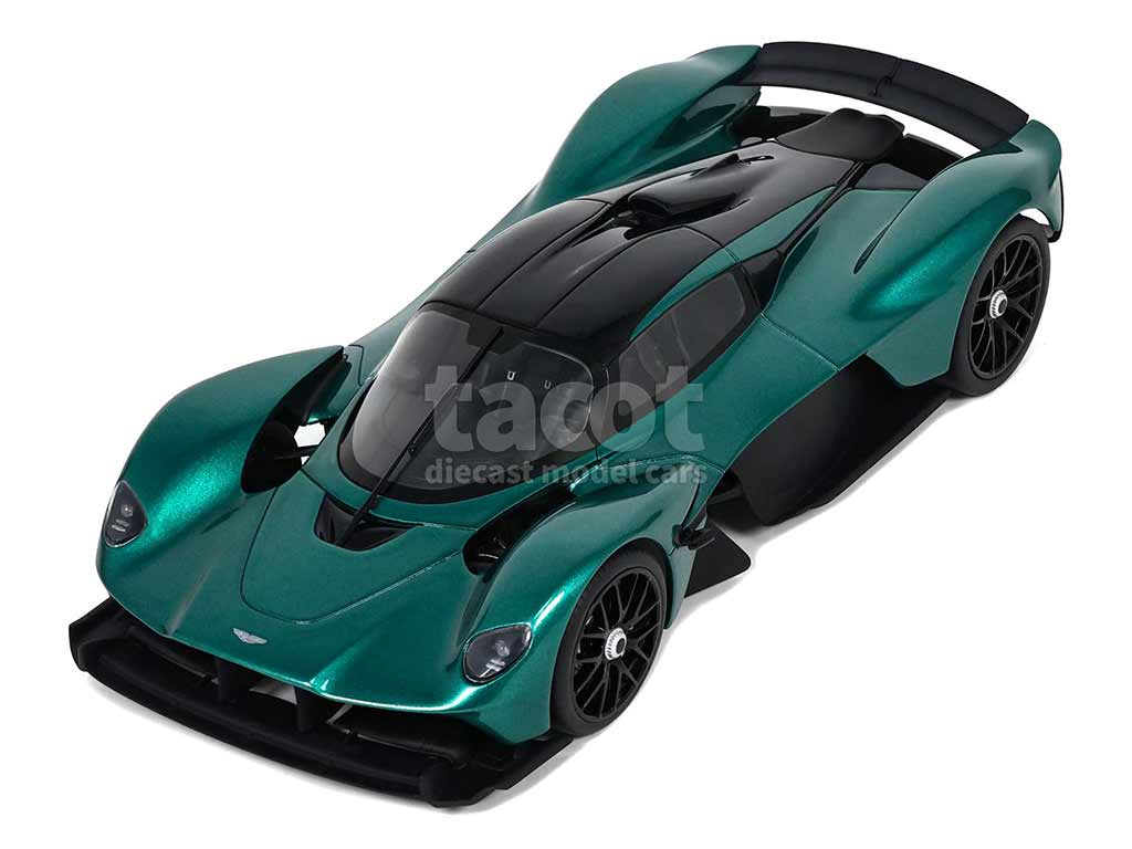 100990 Aston Martin Valkyrie 2021