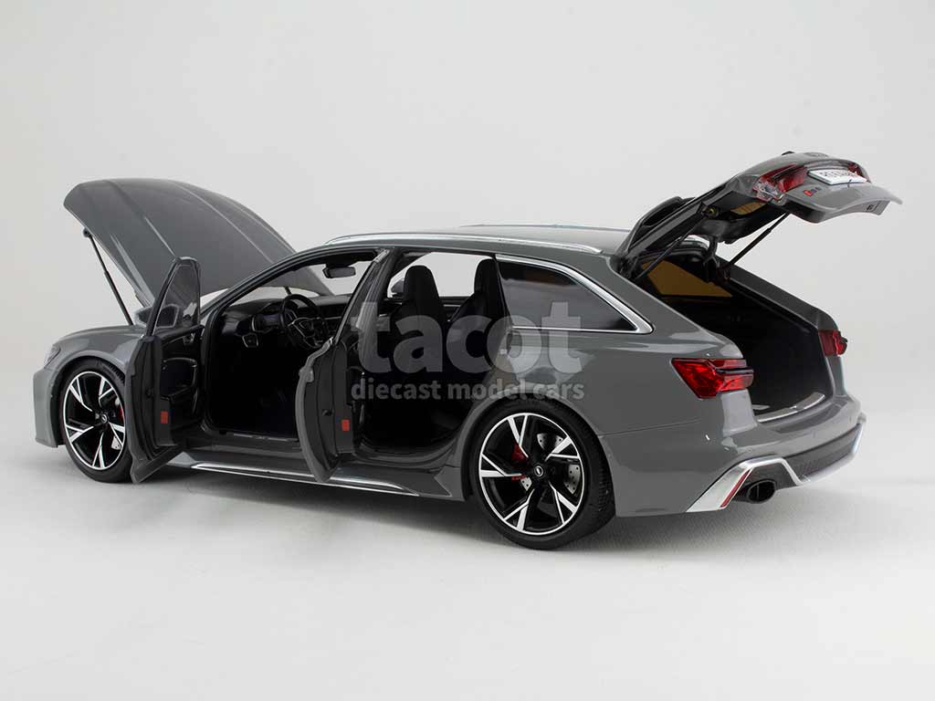 101001 Audi RS6 Avant/ C8 2021