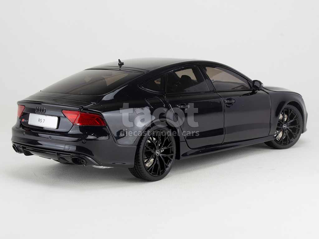101002 Audi RS7 4.0 TFSi Sportback/ C7 2016