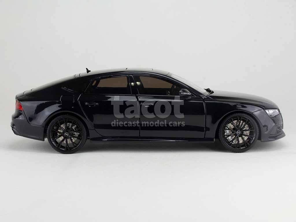 101002 Audi RS7 4.0 TFSi Sportback/ C7 2016