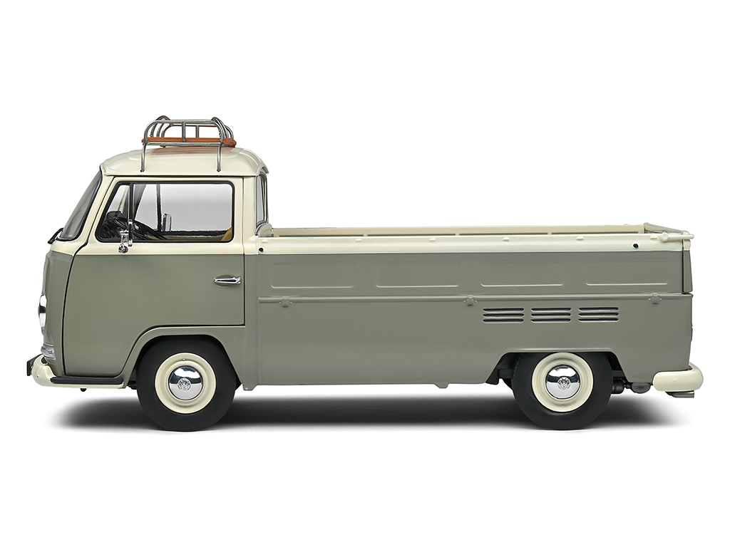 101012 Volkswagen Combi T2 Pick-Up 1968