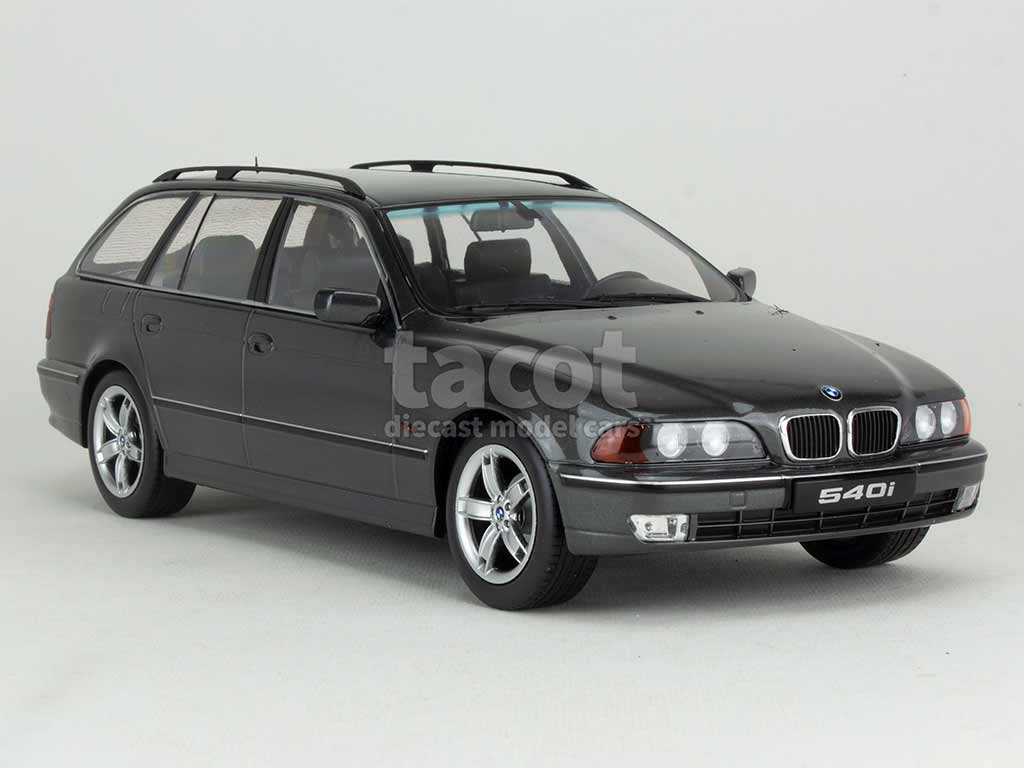 101080 BMW 540i/ E39 Touring 1997