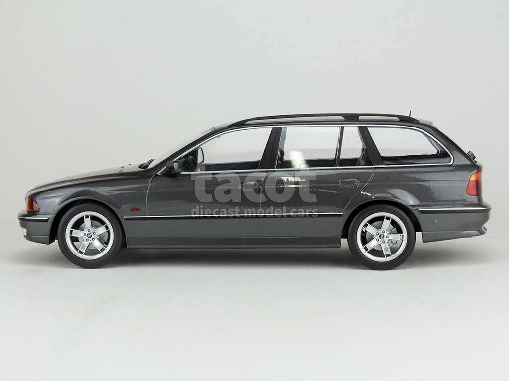 101080 BMW 540i/ E39 Touring 1997