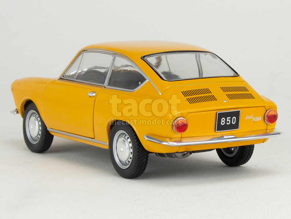 101111 Fiat 850 Coupé 1965